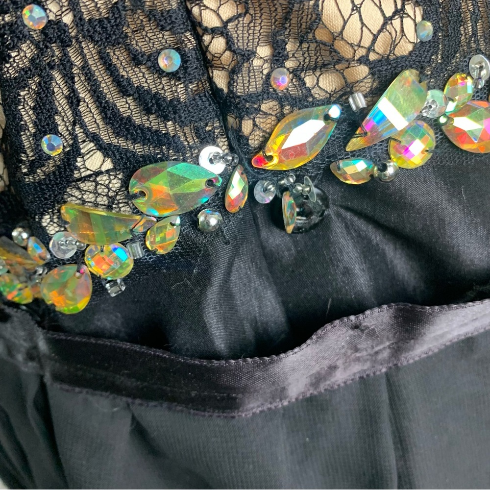 SOLD NEW MAC DUGGAL 82066M CAP SLEEVE TRUMPET GOWN - Picture 8 of 16